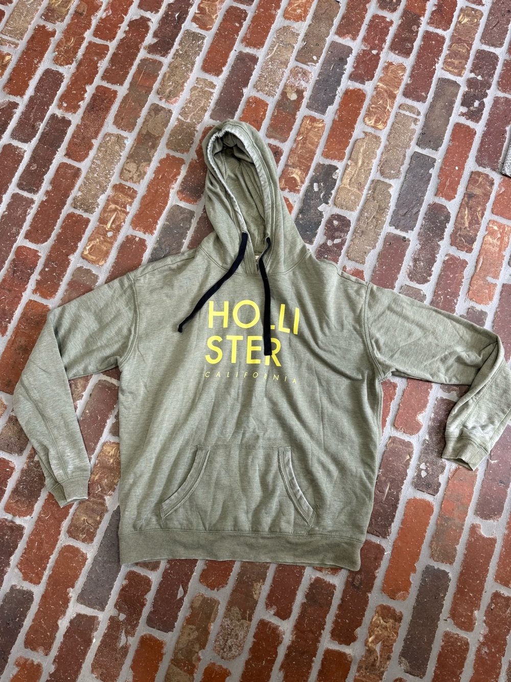 Hollister Men's Olive Green Crewneck Hoodie with Yellow Logo